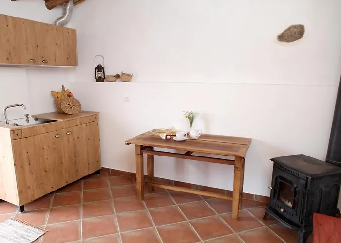 Charming House In With Shared Pool * Castro Marim