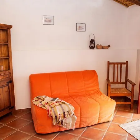 بيت للعطل Charming House In With Shared Pool *